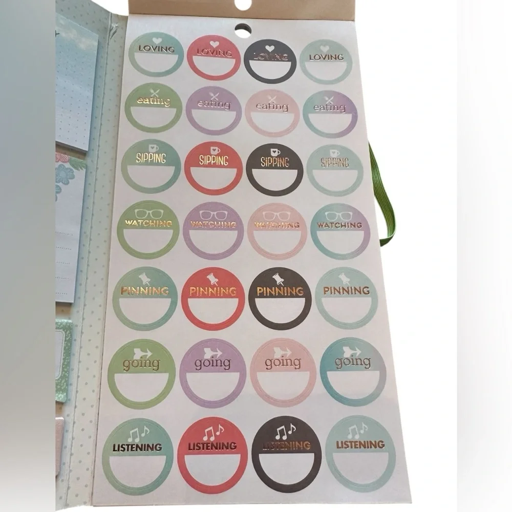 The Happy Planner Daydreamer Accessory Book
